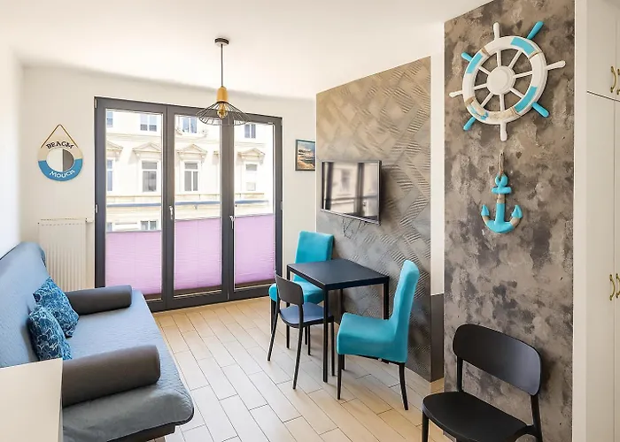 Good Night In * Στσέτσιν